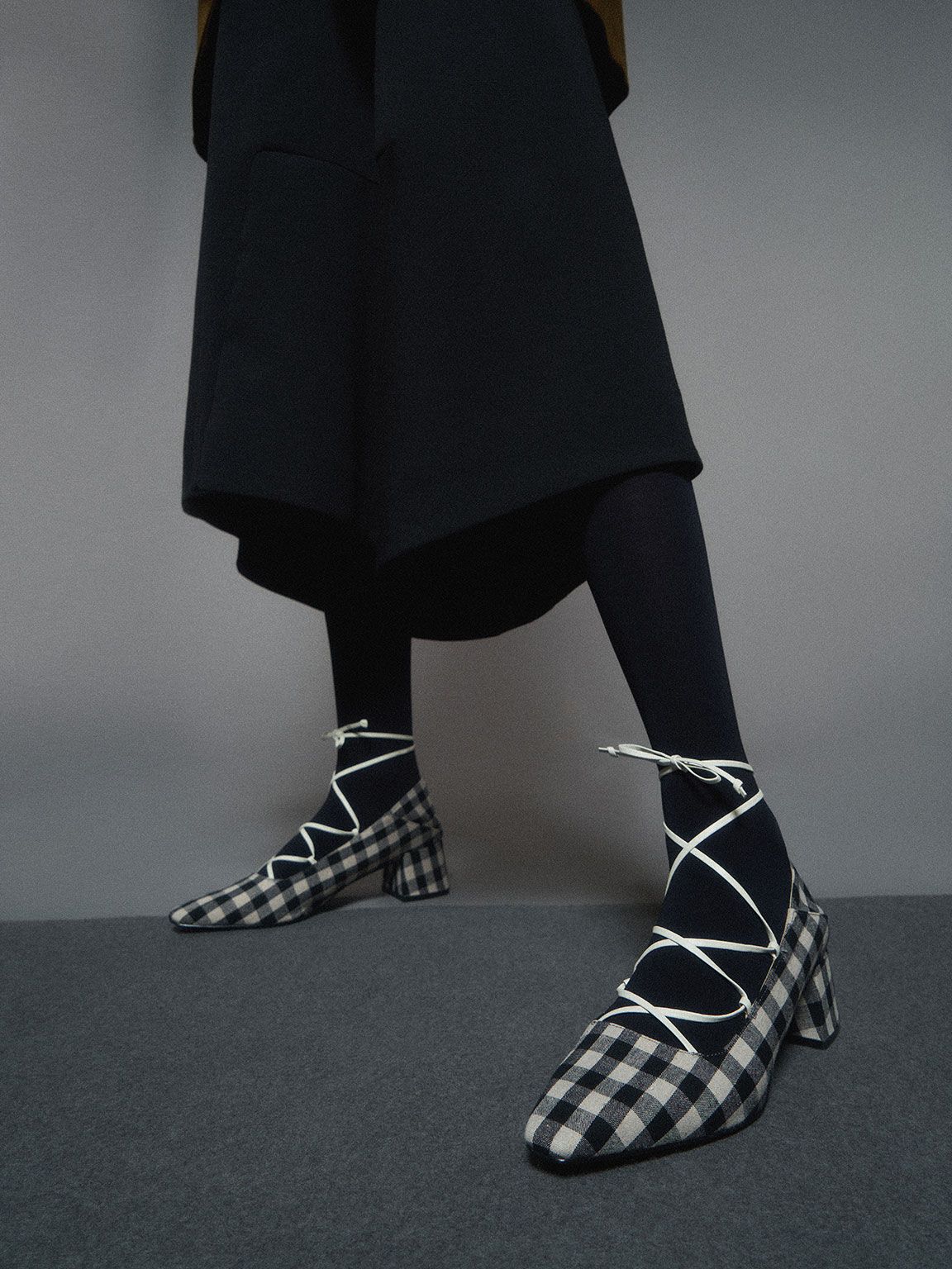 Woven Gingham Ankle Tie Pumps